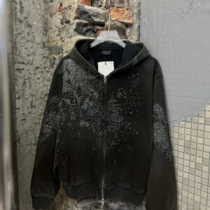 zipper hoodie