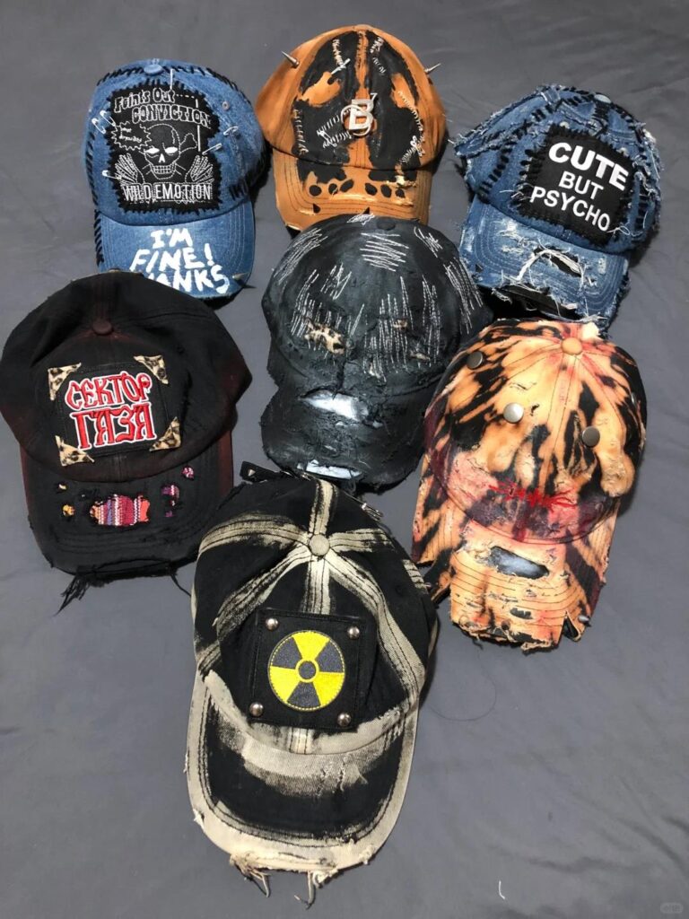 caps